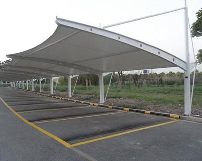 山東/遼寧膜結構停車棚建設前要考慮什么